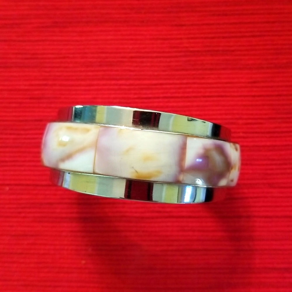 Polished stone stainless bangle bracelet